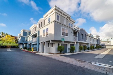 A beautifully maintained tri-level townhome located in the heart - photo 39
