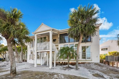 Wake up to the sound of waves, seabreezes, and seagulls in this - photo 1