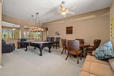 SPECTACULAR PANORAMIC VIEWS from this 2504 sq.ft. 3 bedroom, 2.5 - photo 10
