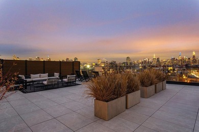 Welcome to Williamsburg Green - a boutique condominium where - photo 16
