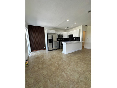 5-PLEX fully rented (MLS classified as 4-plex) in Fort - photo 35