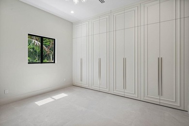 Welcome to the most premier location in West Palm Beach's - photo 6
