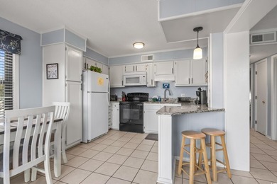 Welcome to this beautifully furnished 2-bedroom, 2-bath condo - photo 12