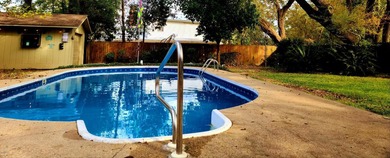 Welcome home to the prettiest neighborhood in Gautier. Huge Live - photo 12