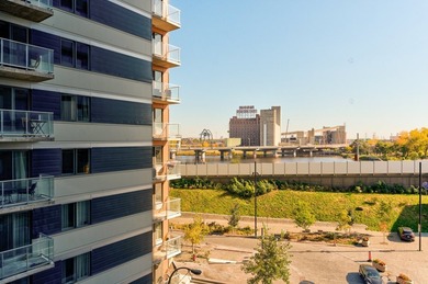 Decouvrez la vie au bord du canal de Lachine dans ce condo cle - photo 21