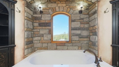 Experience the perfect blend of mountain luxury and thoughtful - photo 22