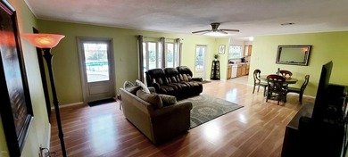 Welcome home to the prettiest neighborhood in Gautier. Huge Live - photo 22