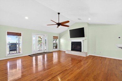 Experience relaxed St. George Island living at 332 Cook Street - photo 22