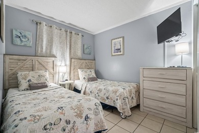 Welcome to this beautifully furnished 2-bedroom, 2-bath condo - photo 25