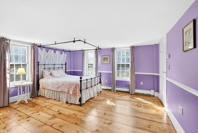 Beautifully renovated antique farmhouse offering the perfect - photo 26