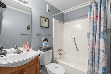 Welcome to this beautifully furnished 2-bedroom, 2-bath condo - photo 27