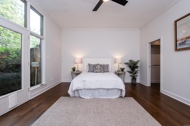 Exceptional residence located in the highly desirable gated - photo 32