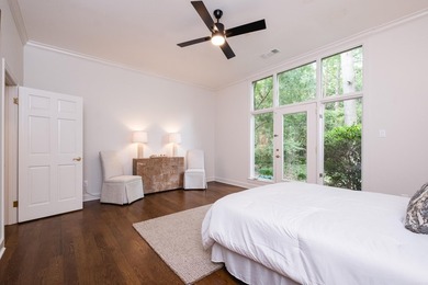 Exceptional residence located in the highly desirable gated - photo 33
