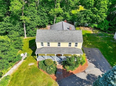 Beautifully renovated antique farmhouse offering the perfect - photo 35