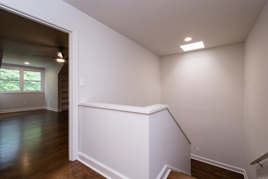 Exceptional residence located in the highly desirable gated - photo 36