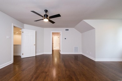 Exceptional residence located in the highly desirable gated - photo 40