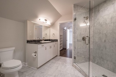 Exceptional residence located in the highly desirable gated - photo 42