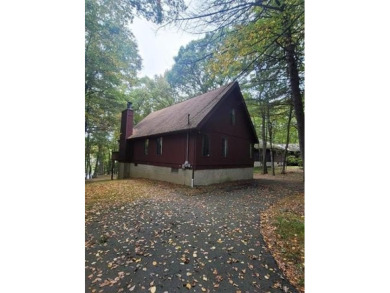 Lake Home For Sale in Pike County, Pennsylvania