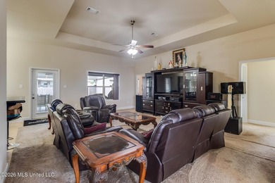 Welcome to 18028 Canal Landing Drive in Canal Crossing! This - photo 6