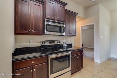 Welcome to 18028 Canal Landing Drive in Canal Crossing! This - photo 8
