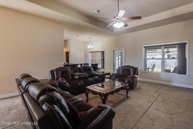 Welcome to 18028 Canal Landing Drive in Canal Crossing! This - photo 10