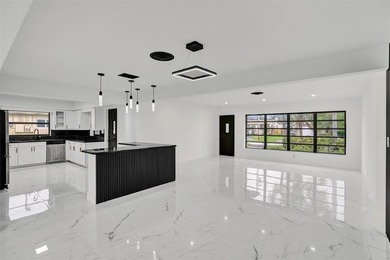 This single family home in Plantation Isles offers a practical - photo 8