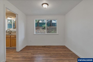 Welcome to this beautiful home in sought after SE Salemplete