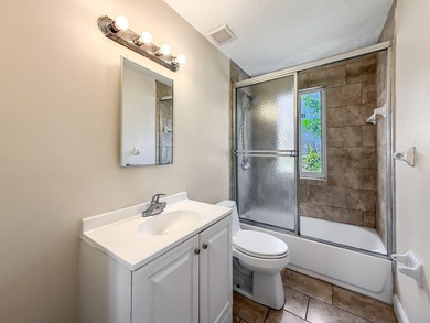 FANTASTIC OPPORTUNITY! Spanish Mission style home with Guest - photo 22