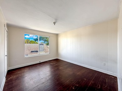 FANTASTIC OPPORTUNITY! Spanish Mission style home with Guest - photo 27