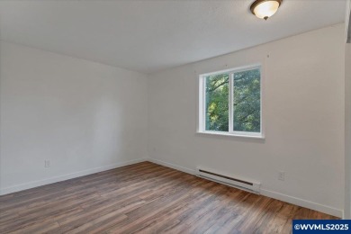 Welcome to this beautiful home in sought after SE Salemplete