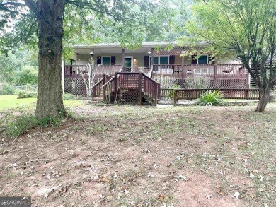 Lake Sinclair Home For Sale in Eatonton Georgia