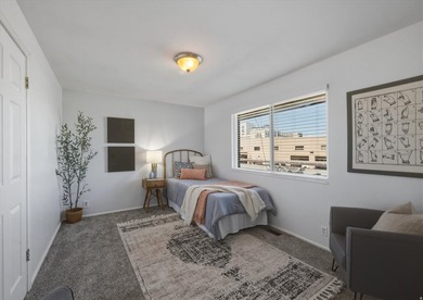 Open House: Saturday, July 18, 11:00 a.m. to 2:00 p.m. Charming - photo 14