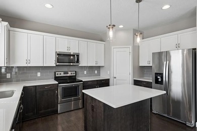 This beautiful home is in like new condition; with 4 bedrooms - photo 15