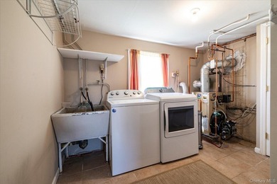 *Welcome to this fabulous Roxbury Split-Level home in the highly - photo 16