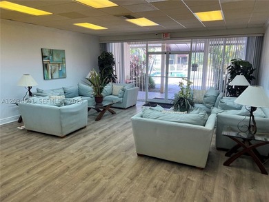Highly Desirable (2-bedroom, 1-bath) END unit in the B Bldg at - photo 20