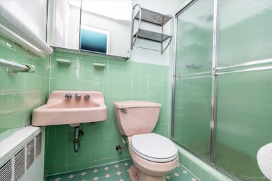 *Welcome to this fabulous Roxbury Split-Level home in the highly - photo 20