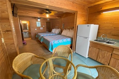 LOCATION!! LOCATION!! LOCATION!! What an opportunity to own the - photo 25