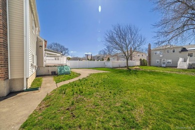 *Welcome to this fabulous Roxbury Split-Level home in the highly - photo 25