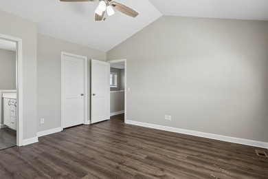 This beautiful home is in like new condition; with 4 bedrooms - photo 25
