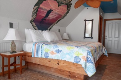 LOCATION!! LOCATION!! LOCATION!! What an opportunity to own the - photo 26