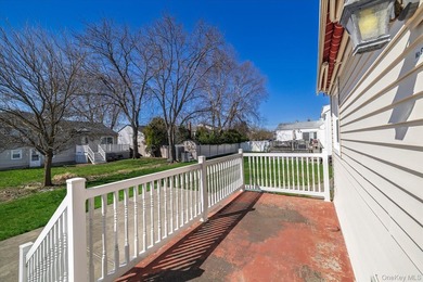 *Welcome to this fabulous Roxbury Split-Level home in the highly - photo 27