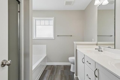 This beautiful home is in like new condition; with 4 bedrooms - photo 28