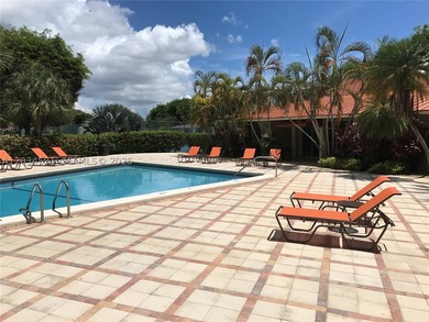 Highly Desirable (2-bedroom, 1-bath) END unit in the B Bldg at - photo 29