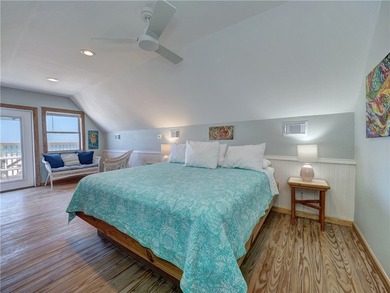 LOCATION!! LOCATION!! LOCATION!! What an opportunity to own the - photo 30