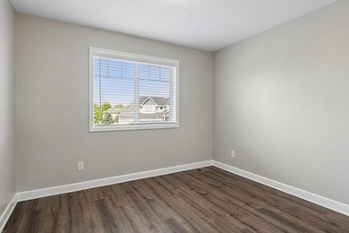 This beautiful home is in like new condition; with 4 bedrooms - photo 30