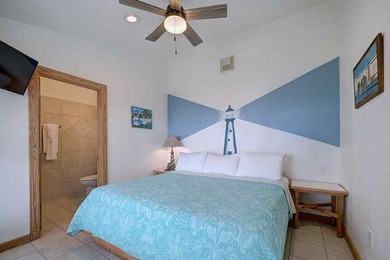 LOCATION!! LOCATION!! LOCATION!! What an opportunity to own the - photo 34