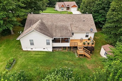 Nestled in the desirable Lake Tansi community, this beautifully - photo 4