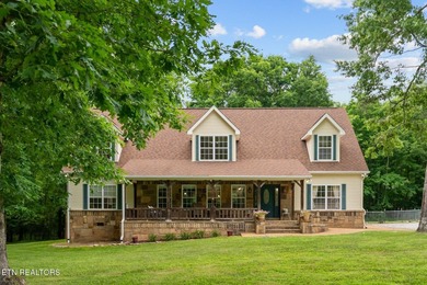 Welcome to this gorgeous and spacious 4,152 sq. ft. family home - photo 42