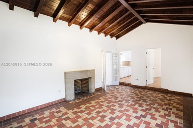 Beautiful opportunity in the highly sought-after Miami Roads - photo 3