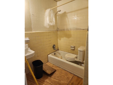 Investment opportunity on a spacious approximately .25-acre lot! - photo 15